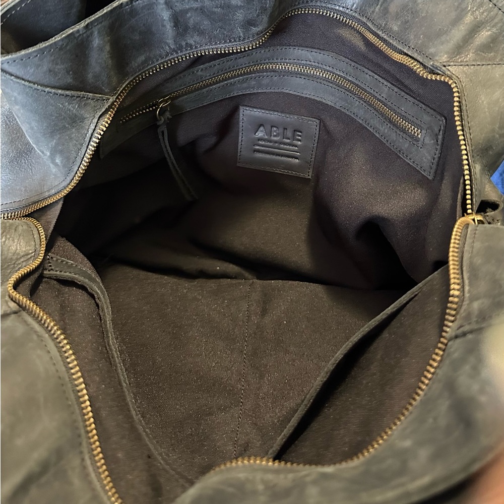 Rachel Utility Cross Bag w/ matching wallet - Picture 11 of 13